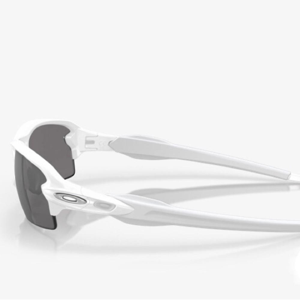 $169 Oakley Flak White Frame Performance Sunglass… - image 5